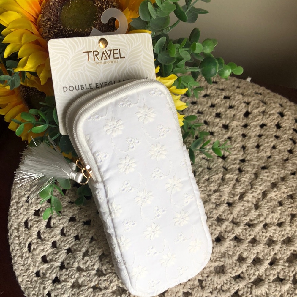 White Floral Embroidered Double Eyeglass Case with Tassel